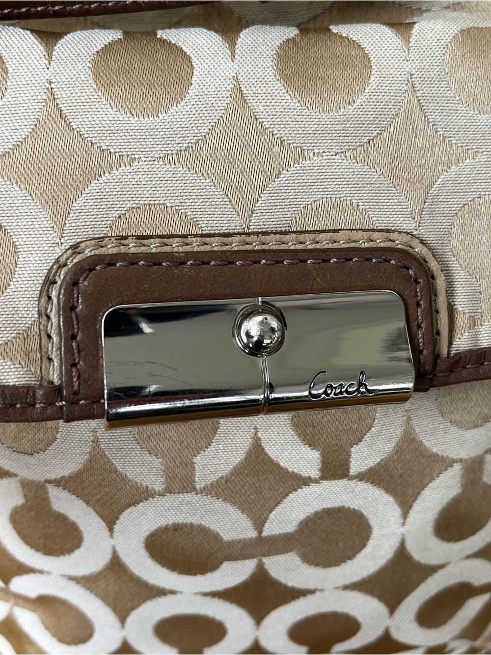 Coach 🤎🤍 Beige Tan Signature Op Art Crossbody Vintage EUC - Picture 8 of 11